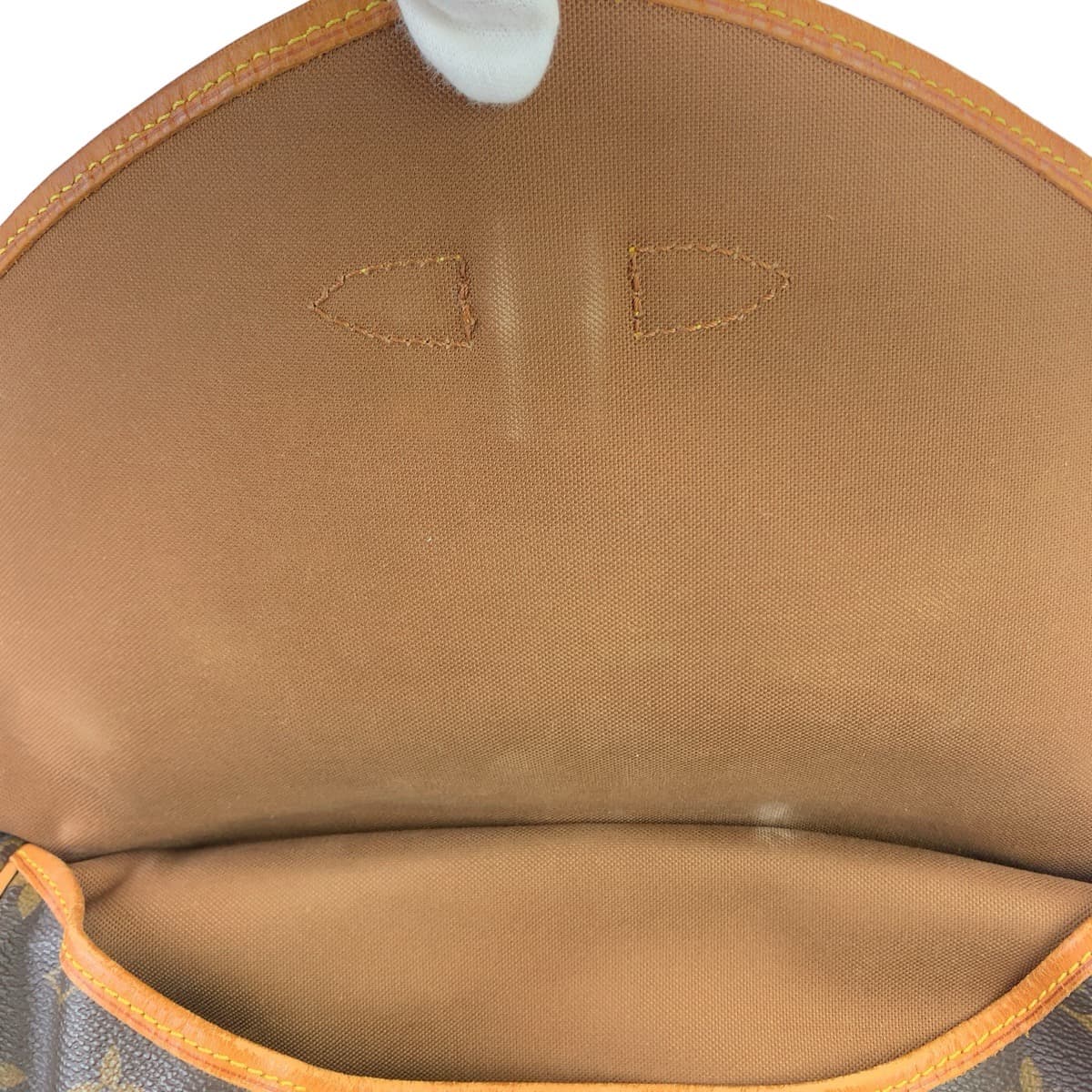 LOUIS VUITTON ルイヴィトン モノグラム ソミュール30 ブラウン ゴールド金具 PVC / レザー M42256 ショルダーバッグ 斜め掛け  レディース