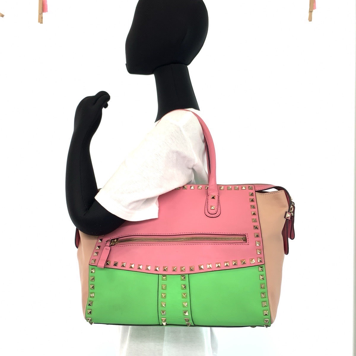 VALENTINO ヴァレンティノ ロックスタッズ ピンク グリーン 緑 ゴールド金具 レザー ショルダーバッグ トートバッグ  レディース