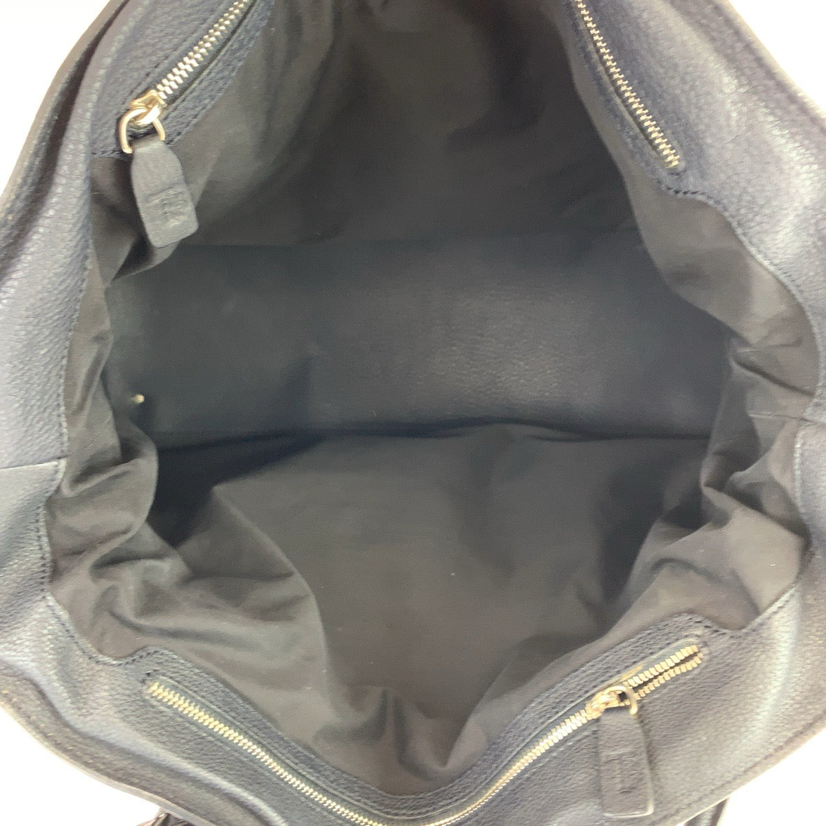 TOD’S トッズ ブラック 黒 シルバー金具 レザー トートバッグ ハンドバッグ  レディース