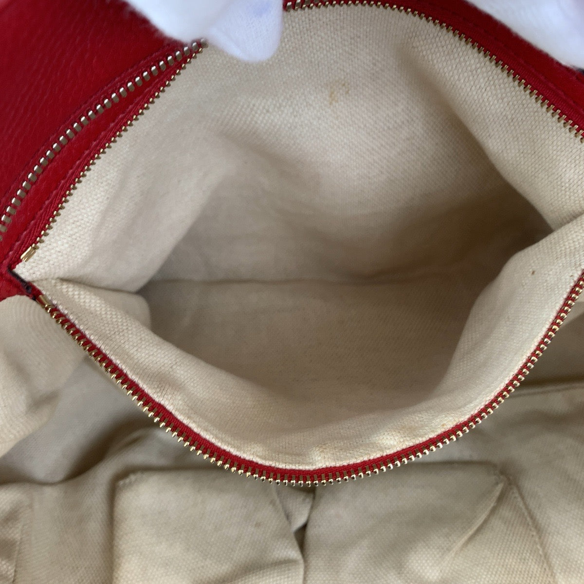 11006
GUCCI グッチ ソーホー インターロッキング GGロゴ レッド 赤 ゴールド金具 レザー 353126 ショルダーバッグ ハンドバッグ  レディース