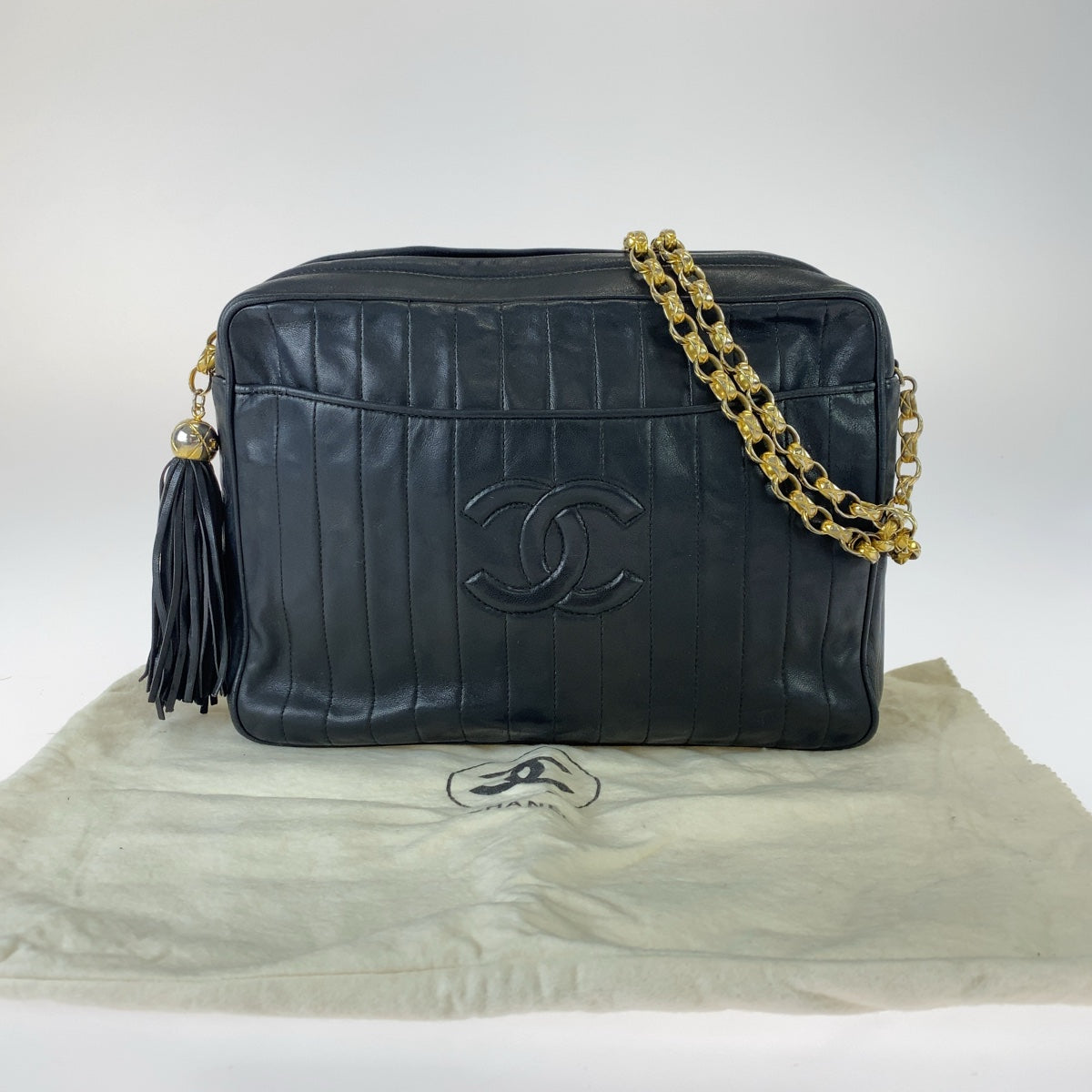 11067
CHANEL シャネル マドモアゼル ココマーク フリンジ ブラック 黒 ゴールド金具 ラムスキン 斜め掛け チェーンショルダーバッグ  レディース