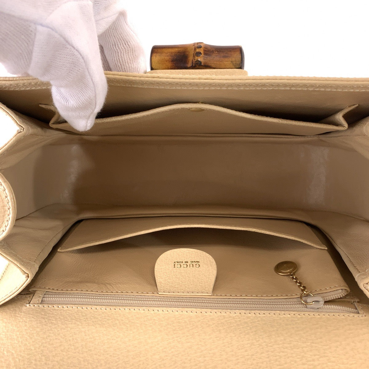 11085
GUCCI グッチ バンブー オフホワイト ベージュ ゴールド金具 レザー 000 926 0633 2way ハンドバッグ ショルダーバッグ  レディース