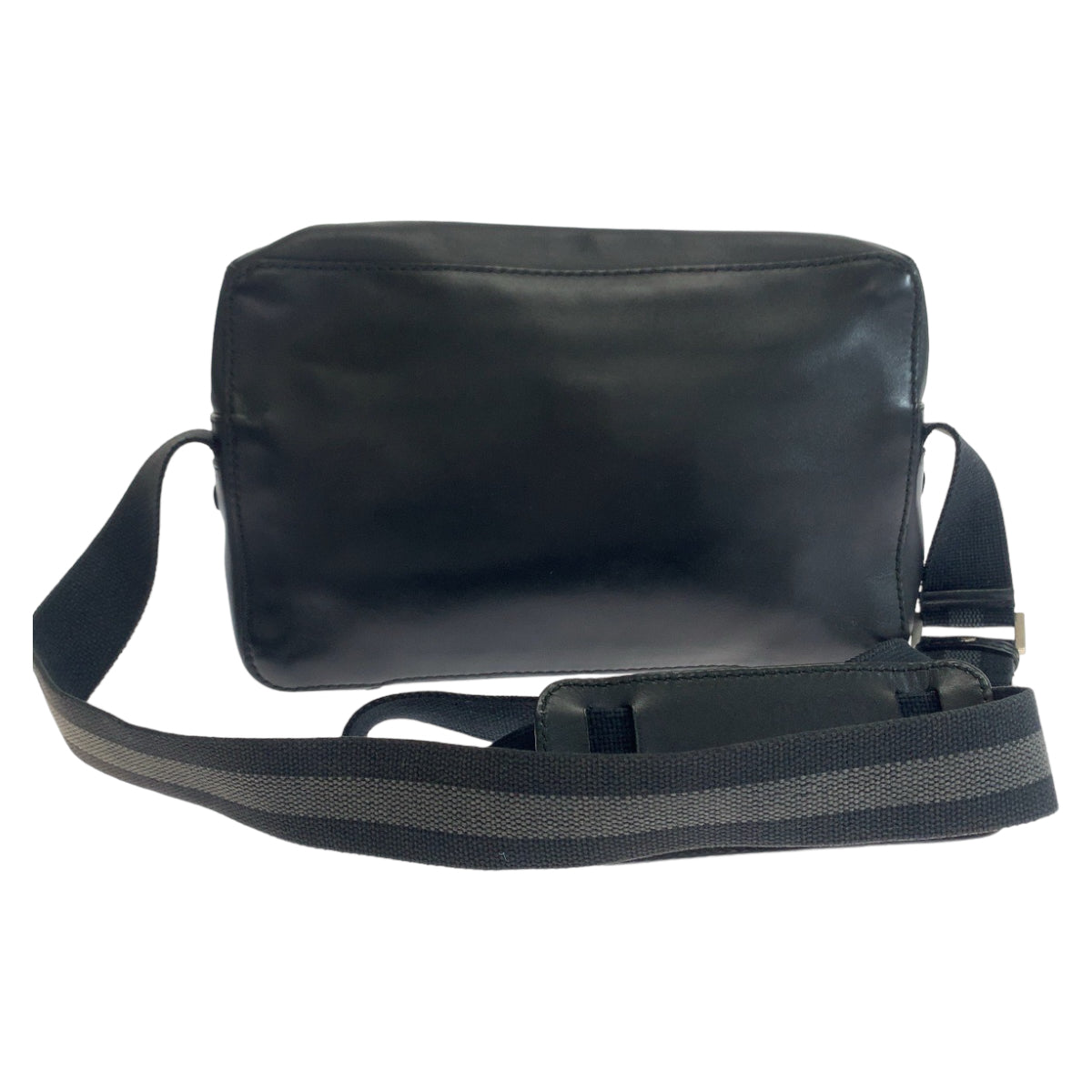 11096
GUCCI グッチ インターロッキング ブラック シルバー金具 レザー 256299 ショルダーバッグ メッセンジャーバッグ  メンズ