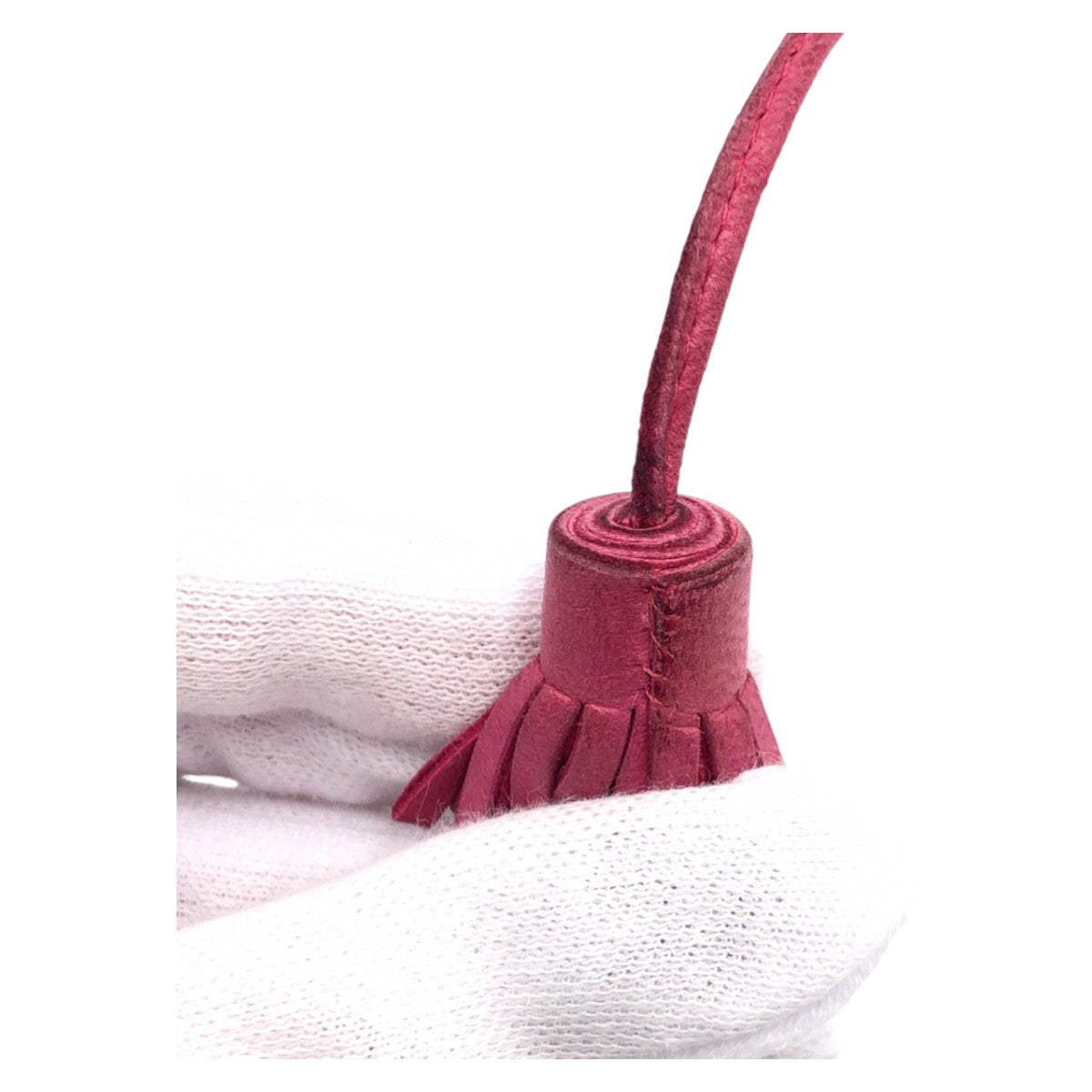 12850
HERMES エルメス カルメン チータ ピンク レザー チャーム キーホルダー  レディース