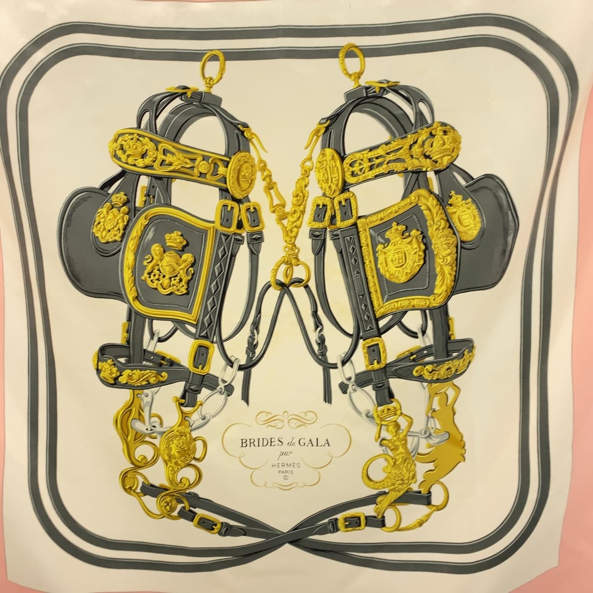 11128
HERMES エルメス BRIDES de GALA カレ90 ピンク マルチカラー シルク スカーフ ショール  レディース