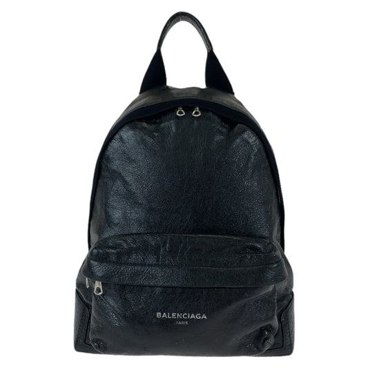 11157
BALENCIAGA バレンシアガ エッセンシャル しわ加工 男女兼用 ブラック 黒 シルバー金具 レザー バックパック リュックサック  メンズ