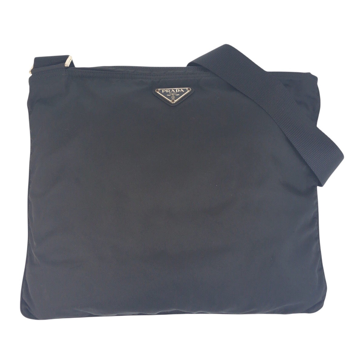 PRADA プラダ テスート 三角ロゴプレート ブラック 黒 シルバー金具 ナイロン 42 斜め掛け ショルダーバッグ 男女兼用  レディース AB30