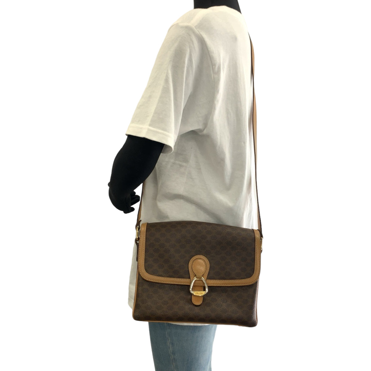 11238
CELINE セリーヌ ヴィンテージ マカダム柄 ブラウン ゴールド金具 PVC / レザー 斜め掛け ショルダーバッグ ポシェット  レディース ABP27