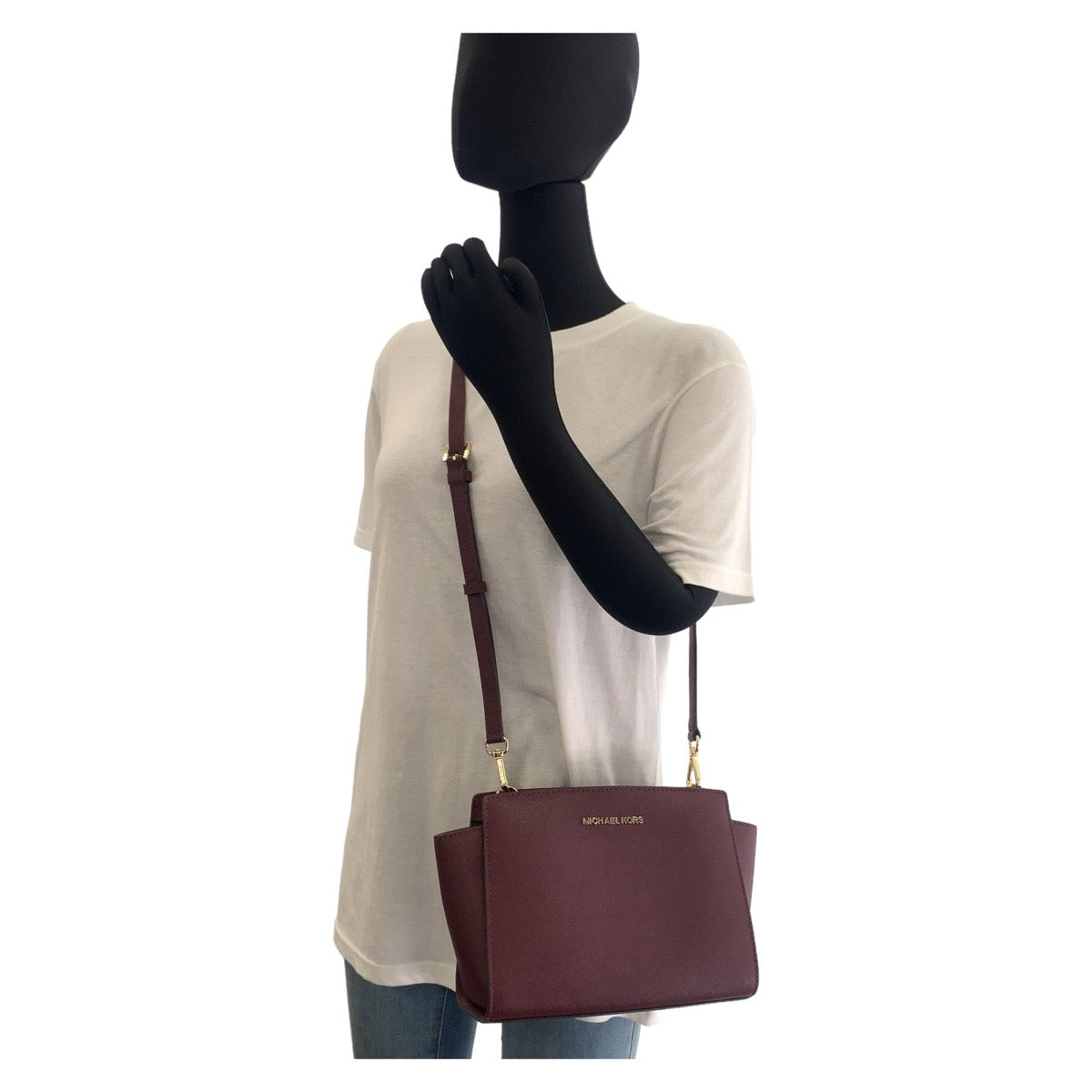 11284
Michael Kors マイケルコース セルマ ワインレッド ゴールド金具 レザー 斜め掛け ショルダーバッグ ポシェット  レディース