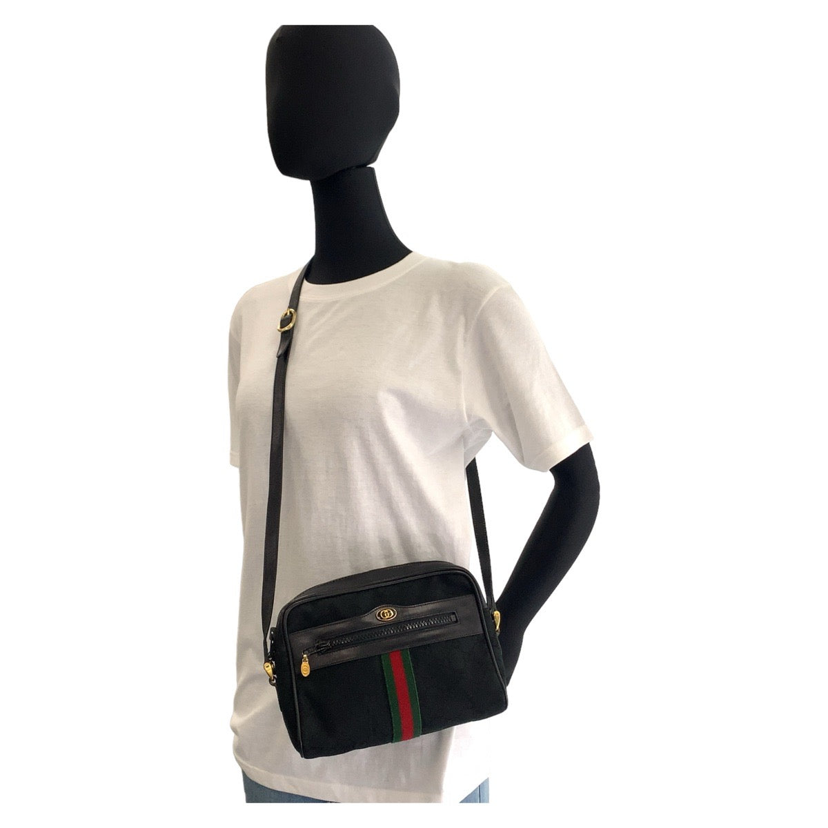 11365
GUCCI グッチ ヴィンテージ シェリーライン オールドグッチ ブラック 黒 ゴールド金具 GGキャンバス / レザー 370013653 斜め掛け ショルダーバッグ  レディース