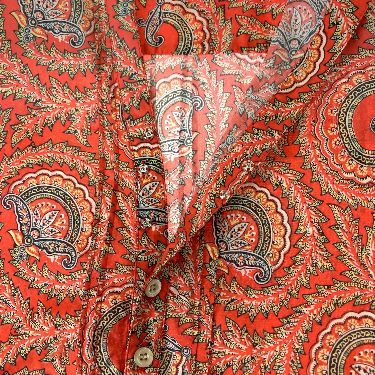 11411
 
GUCCI 21SS Paisley print size 44 Red Multicolor Cotton 654888 ZAGXJ Short sleeve shirt Cut and sew Men's