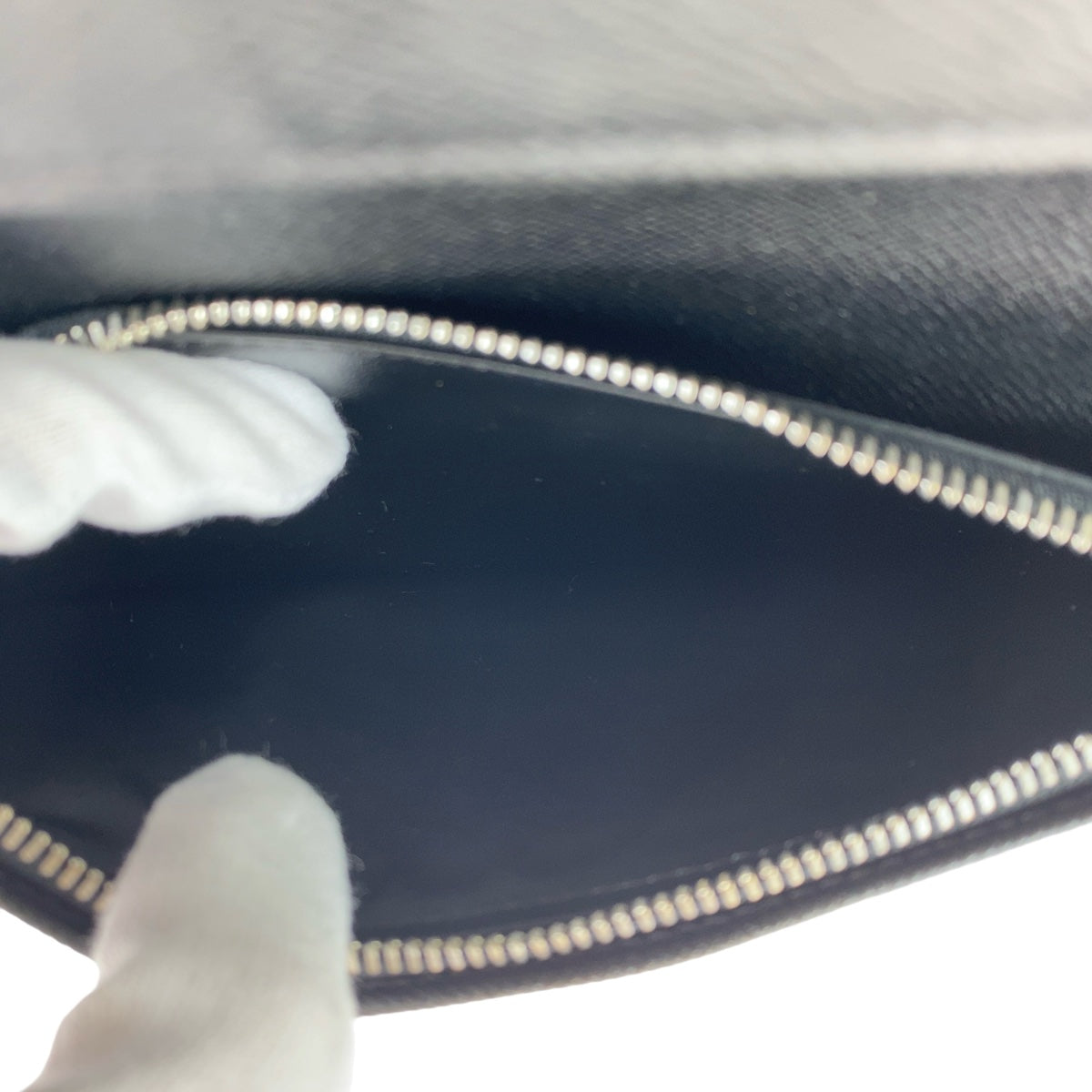 LOUIS VUITTON ルイヴィトン エピ ポルトフォイユ ブラザ ノワール ブラック 黒 シルバー金具 エピレザー M60622 長財布 ロングウォレット  メンズ