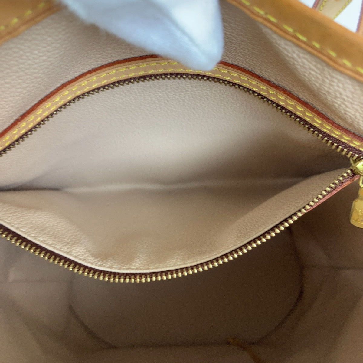 11506
LOUIS VUITTON ルイヴィトン モノグラム バケットGM ブラウン ゴールド金具 PVC / レザー M42236 トートバッグ ショルダーバッグ  レディース