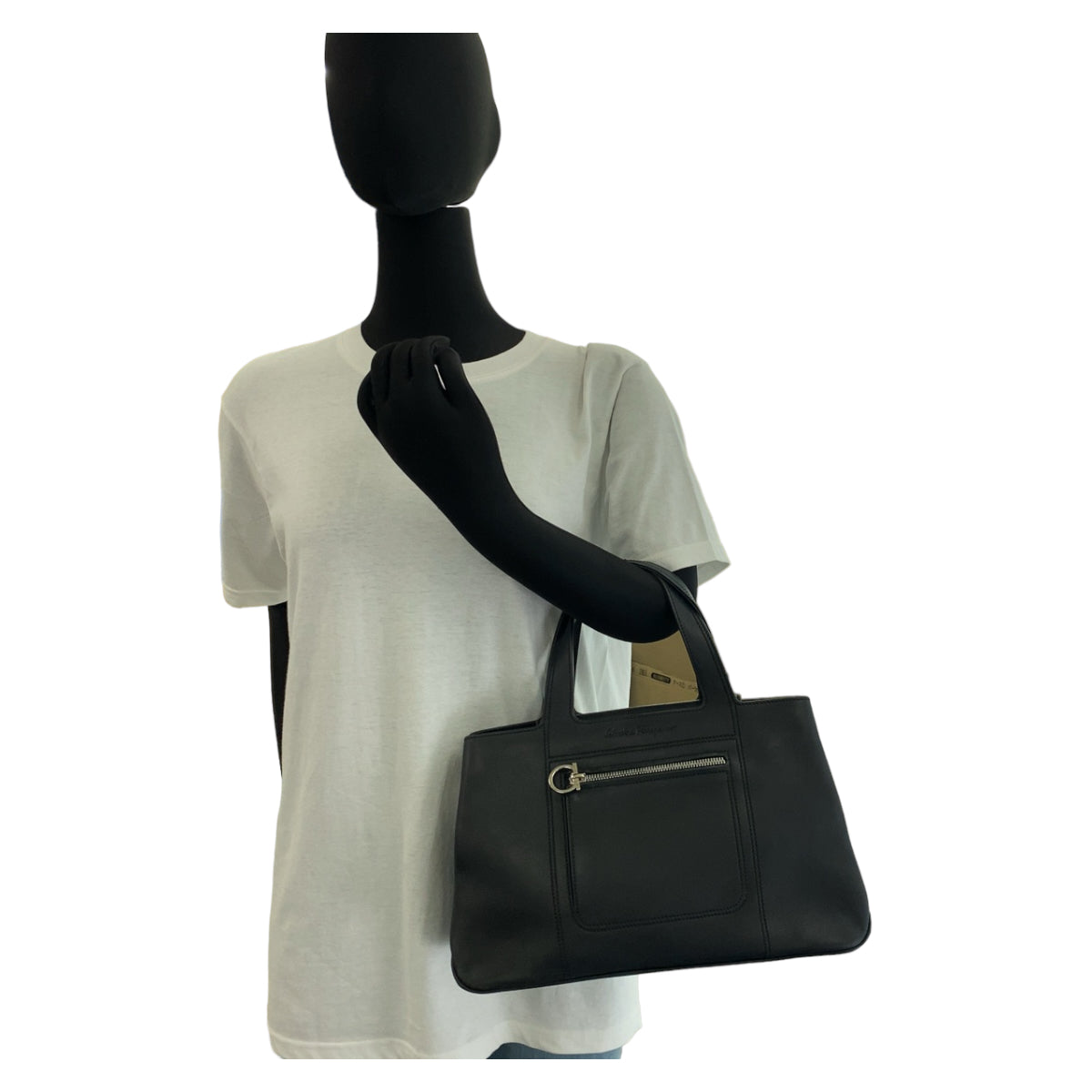 Salvatore Ferragamo サルヴァトーレフェラガモ ガンチーニ ブラック 黒 シルバー金具 レザー トートバッグ ハンドバッグ  レディース