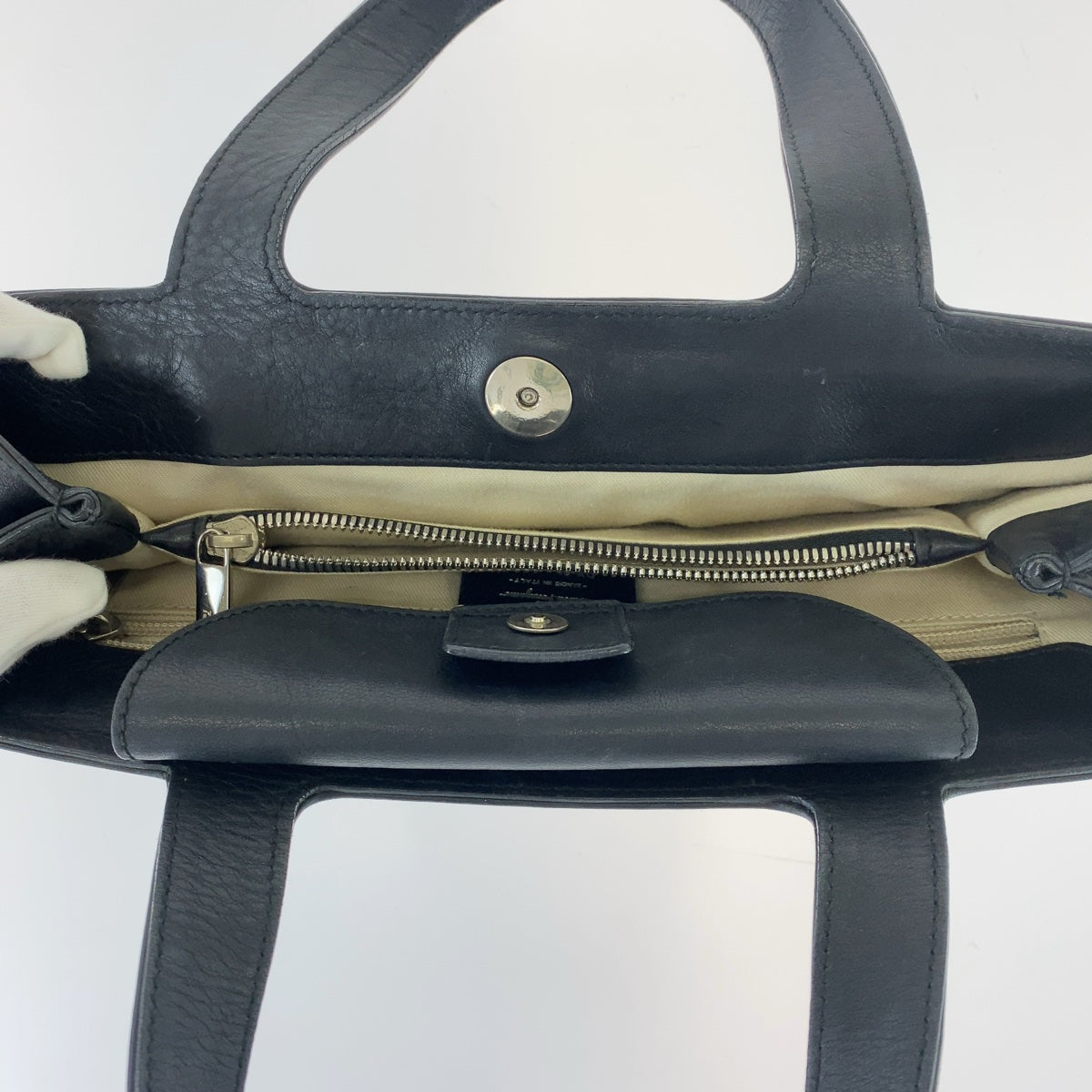 Salvatore Ferragamo サルヴァトーレフェラガモ ガンチーニ ブラック 黒 シルバー金具 レザー トートバッグ ハンドバッグ  レディース