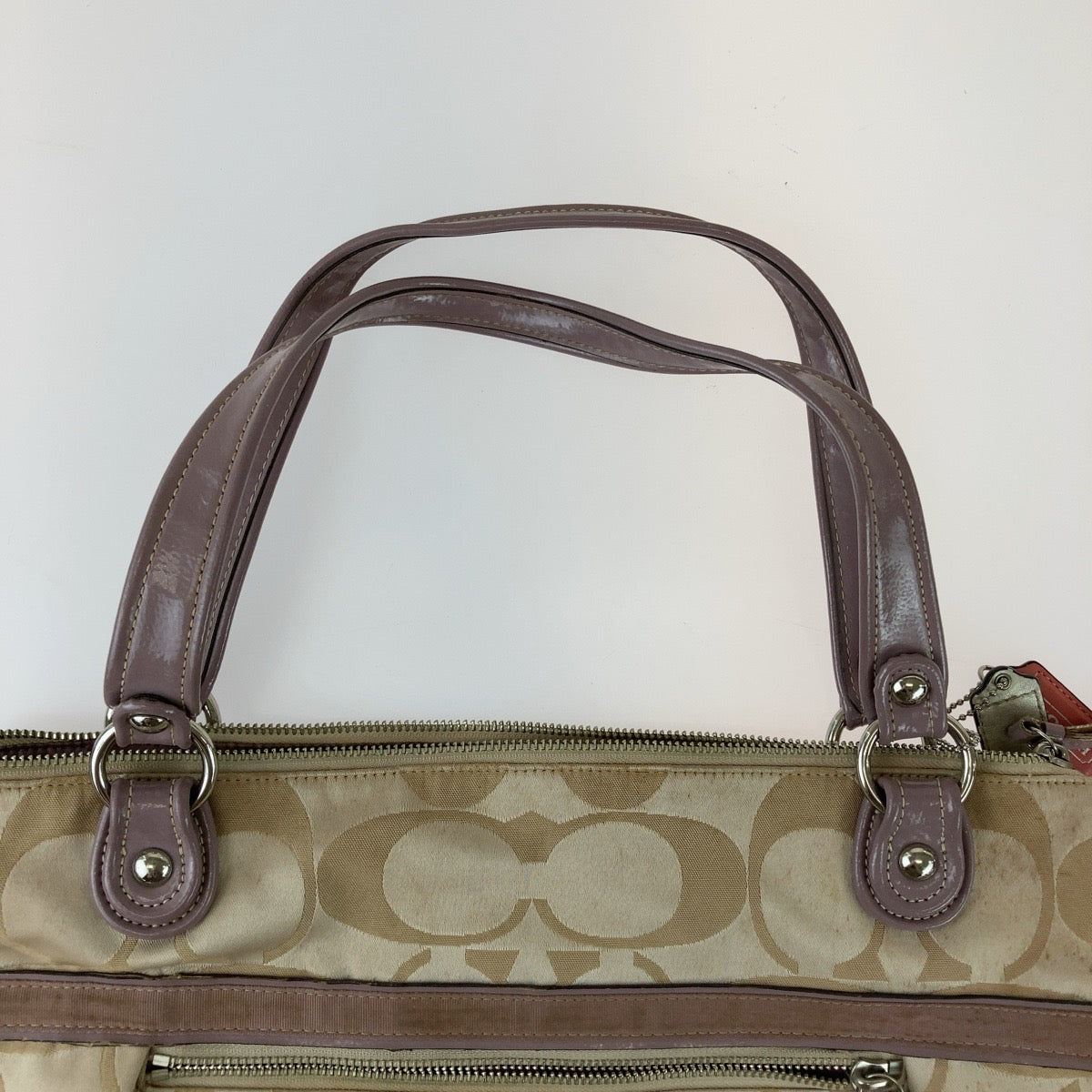 12398
COACH コーチ シグネチャー ベージュ シルバー金具 キャンバス トートバッグ ショルダーバッグ  レディース