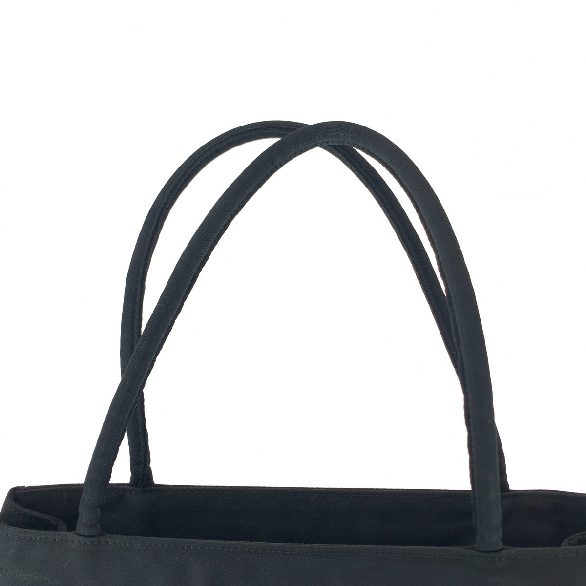 111581
PRADA プラダ テスート 三角ロゴプレート ブラック 黒 シルバー金具 ナイロン トートバッグ ハンドバッグ  レディース