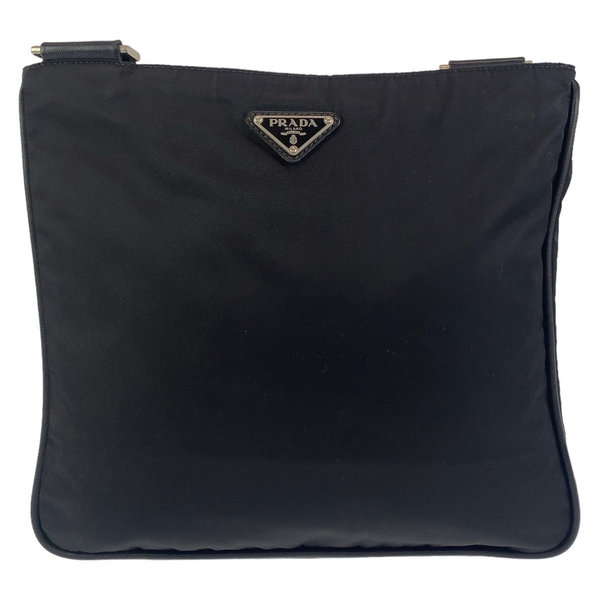 11587
PRADA プラダ テスート 三角ロゴプレート ブラック シルバー金具 ナイロン 斜め掛け ショルダーバッグ メッセンジャーバッグ  メンズ ABP24