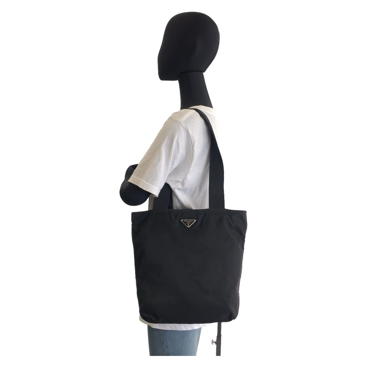 111618
PRADA プラダ テスート 三角ロゴプレート ブラック シルバー金具 ナイロン トートバッグ ショルダーバッグ  レディース