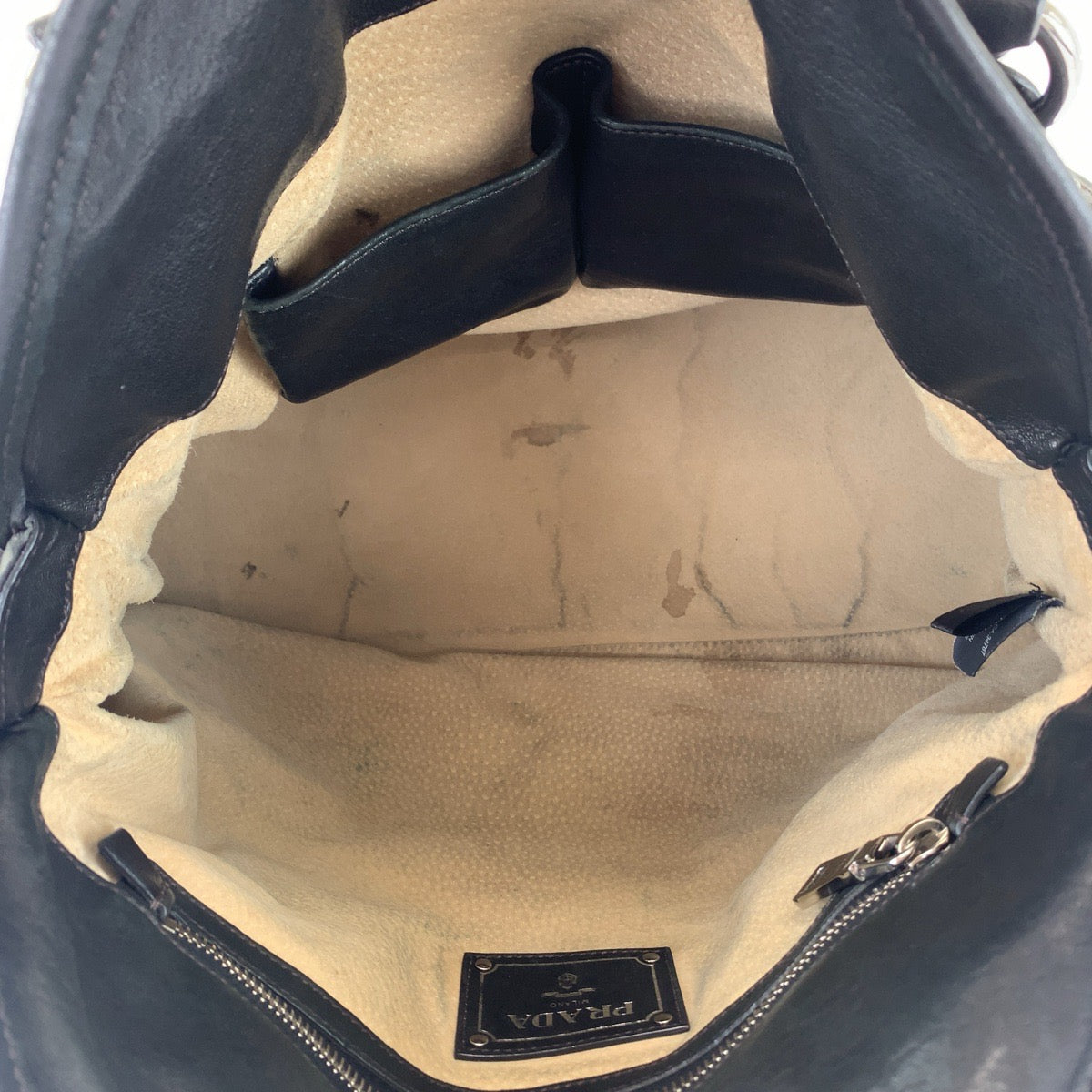 11645
PRADA プラダ テスート カモフラ柄 スタッズ カーキ ブラック 黒 シルバー金具 ナイロン / レザー BL0688 ショルダーバッグ ハンドバッグ 2way  レディース