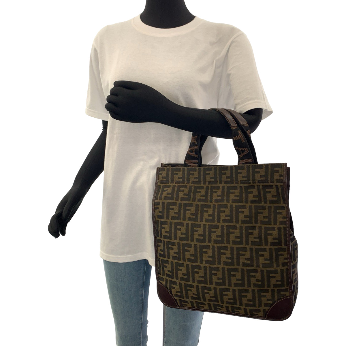 12342
FENDI フェンディ ヴィンテージ ズッカ柄 ブラウン シルバー金具 ナイロン 2654 26555 98 トートバッグ エコバッグ  レディース