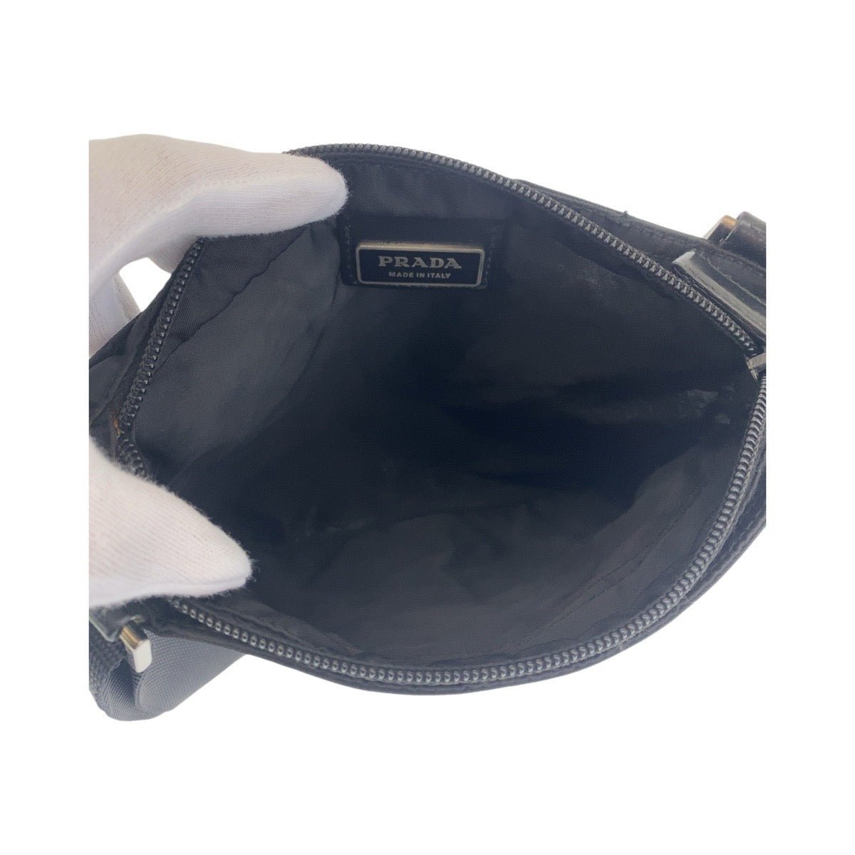 12331
PRADA プラダ テスート 三角ロゴプレート 男女兼用 ブラック 黒 シルバー金具 ナイロン 斜め掛け ショルダーバッグ ポシェット  メンズ