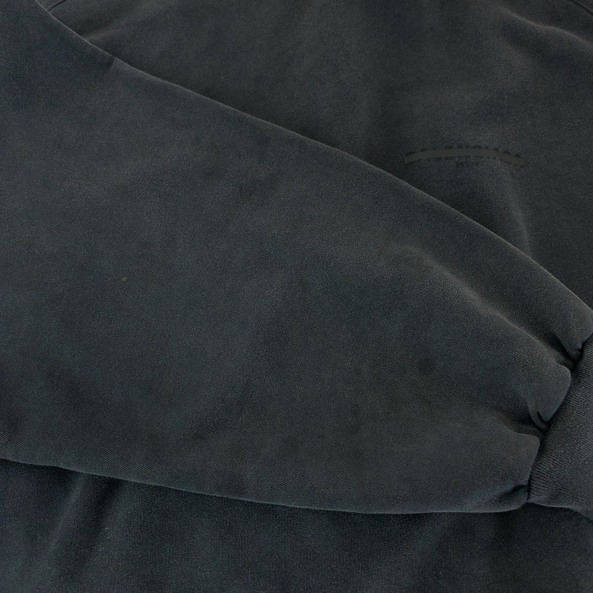 12894
BALENCIAGA バレンシアガ テーピングロゴ サイズ4 ブラック コットン PJ87 697879 TMVH2 パーカー フーディー メンズ ABP56