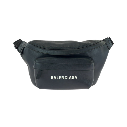 BALENCIAGA バレンシアガ エブリデイ ロゴ ブラック 黒 シルバー金具 レザー 552375 ボディバッグ ボムバッグ  メンズ