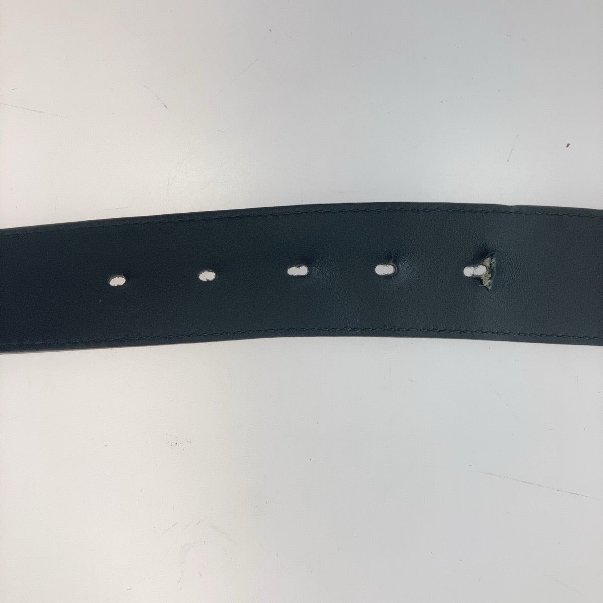11795
GUCCI グッチ GGマーモント 75cm/30インチ 男女兼用 ブラック ゴールド金具 レザー 400593 ベルト  メンズ AB34