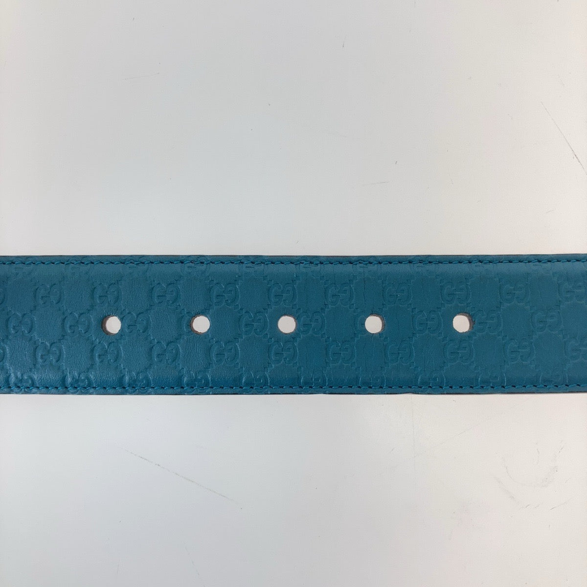 11805
GUCCI グッチ マイクログッチシマ GG 90cm/36インチ ブルー ゴールド金具 レザー 281548 ベルト  メンズ