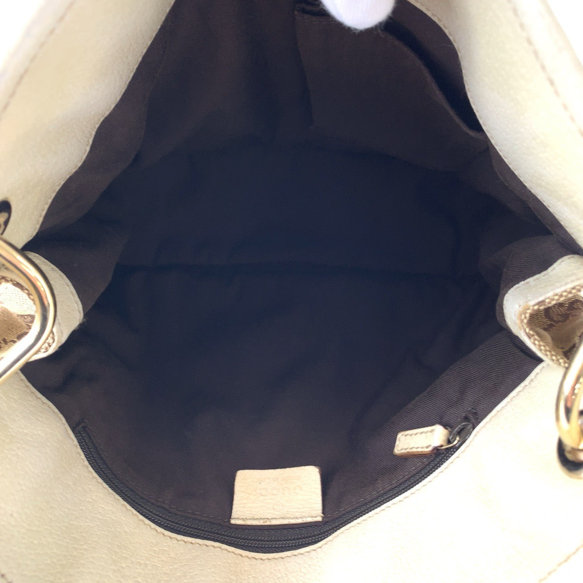 11821
GUCCI グッチ ブラウン ベージュ ゴールド金具 GGキャンバス 120841 ショルダーバッグ 斜め掛け メッセンジャーバッグ  レディース ABP28