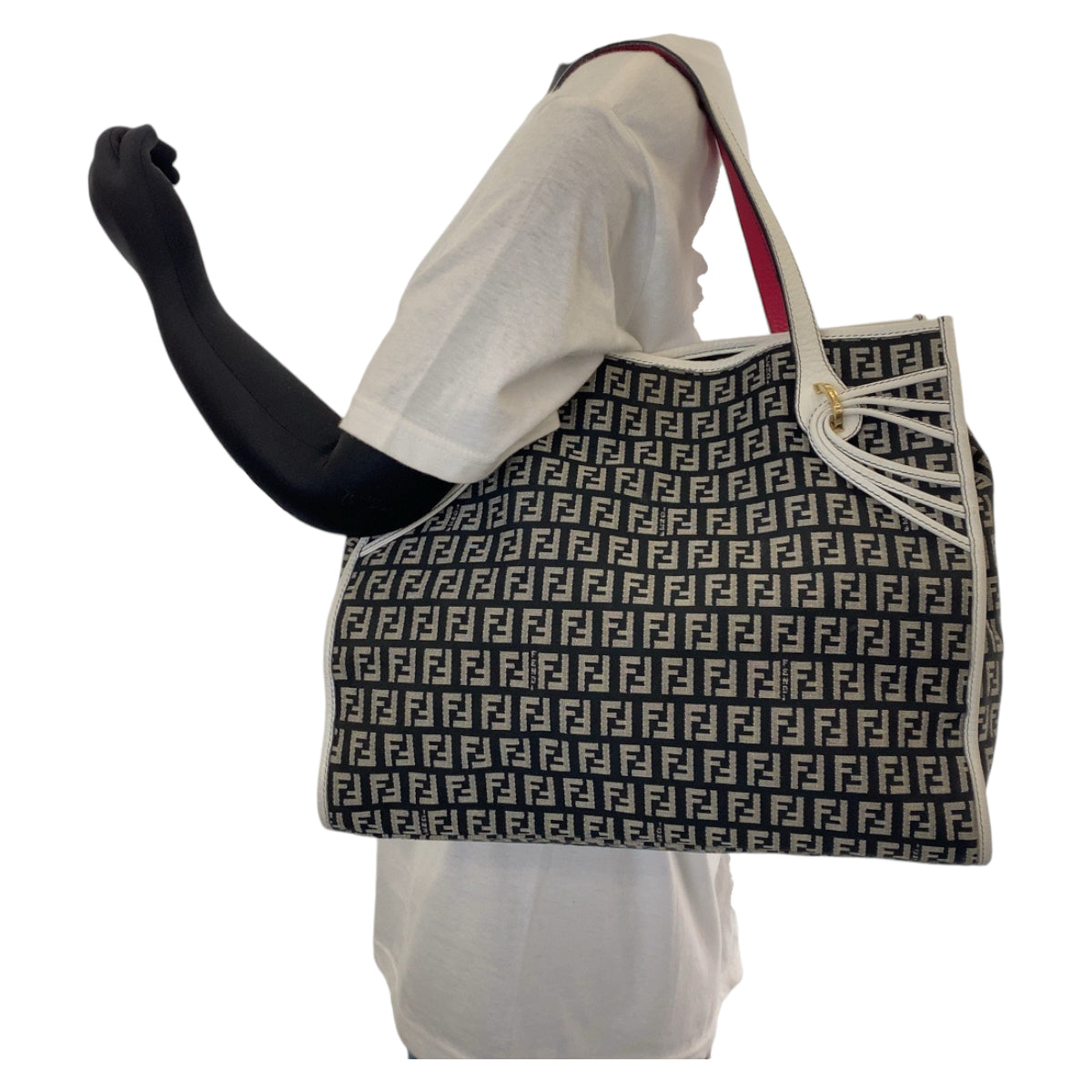 FENDI フェンディ ズッキーノ グレー ホワイト ゴールド金具 キャンバス 8BH153 トートバッグ ハンドバッグ  レディース