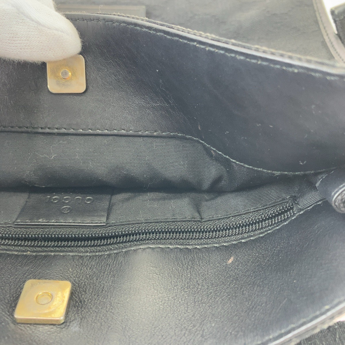 11822
GUCCI グッチ ブラック ゴールド金具 GGキャンバス / レザー 91762 斜め掛け ショルダーバッグ ポシェット  メンズ