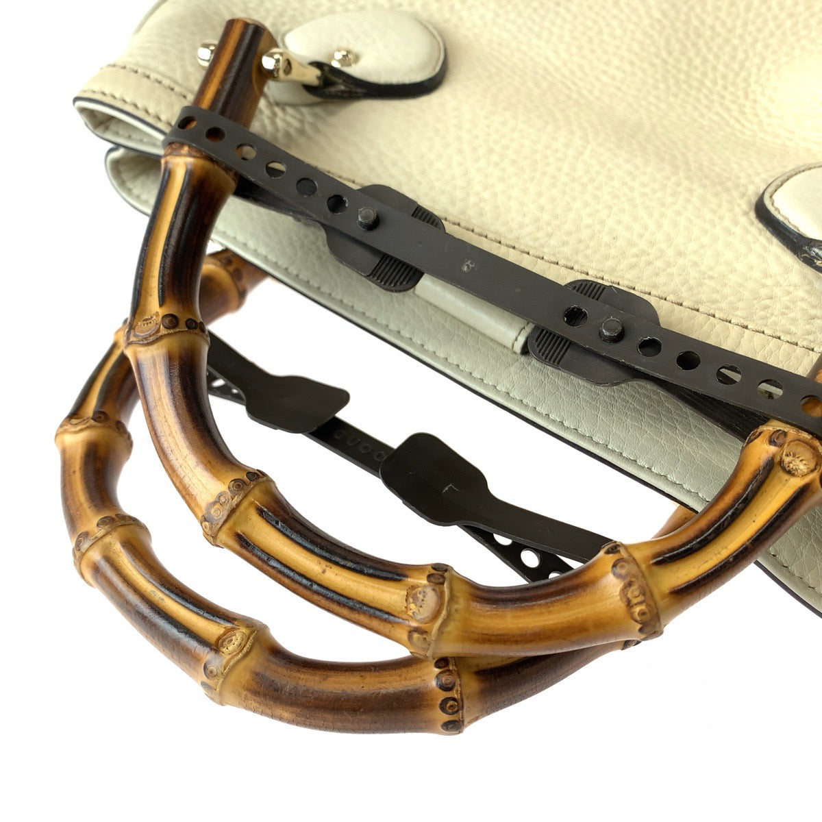 11825
GUCCI グッチ バンブー アイボリー ブラウン ゴールド金具 レザー 308360 ショルダーバッグ ハンドバッグ  レディース
