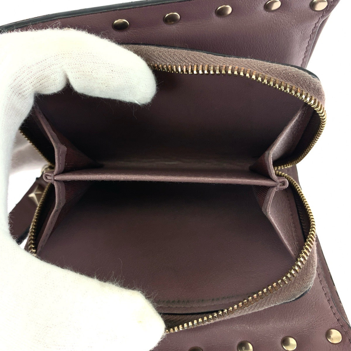 18034
VALENTINO ヴァレンティノ ロックスタッズ パープル ゴールド金具 レザー TW2P0620BOL416 折財布 コンパクトウォレット  レディース AB17