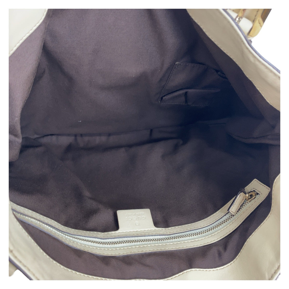12203
GUCCI グッチ インターロッキング ニューブリット ホワイト ベージュ ゴールド金具 レザー 162336 トートバッグ ショルダーバッグ  レディース