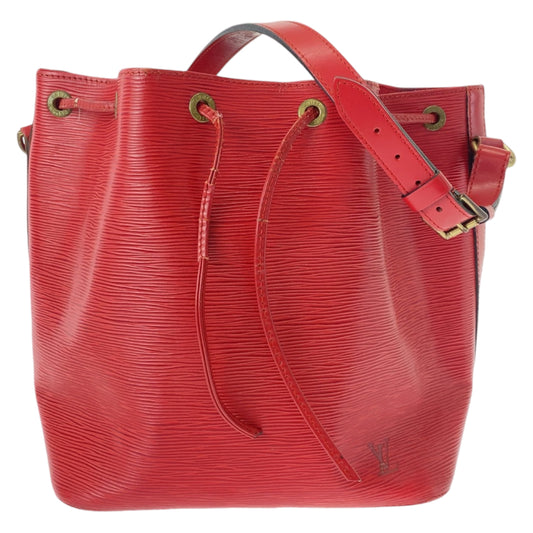 12186
LOUIS VUITTON ルイヴィトン エピ プチノエ カスティリアンレッド ゴールド金具 レザー M44107 ショルダーバッグ  レディース