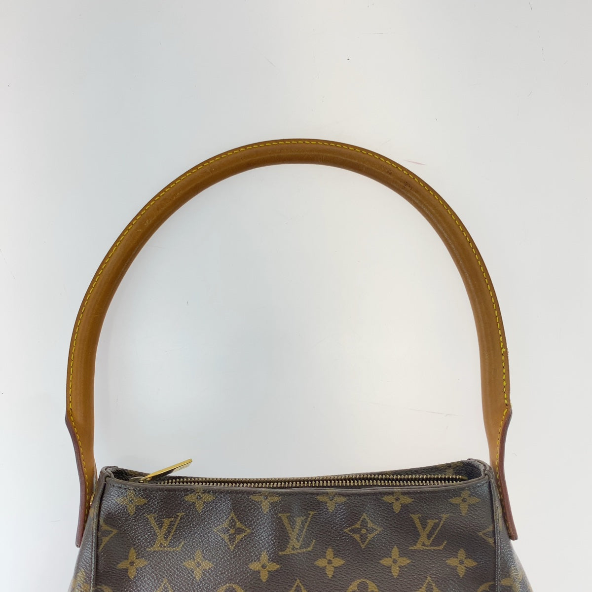 12122
LOUIS VUITTON ルイヴィトン モノグラム ルーピングMM ブラウン ベージュ ゴールド金具 PVC / レザー M51146 ショルダーバッグ  レディース