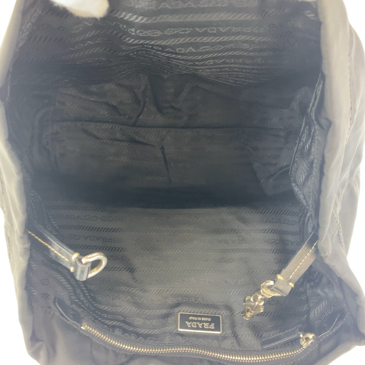 12106
PRADA プラダ テスート 三角ロゴプレート ブラック 黒 シルバー金具 ナイロン / レザー トートバッグ ショルダーバッグ  レディース
