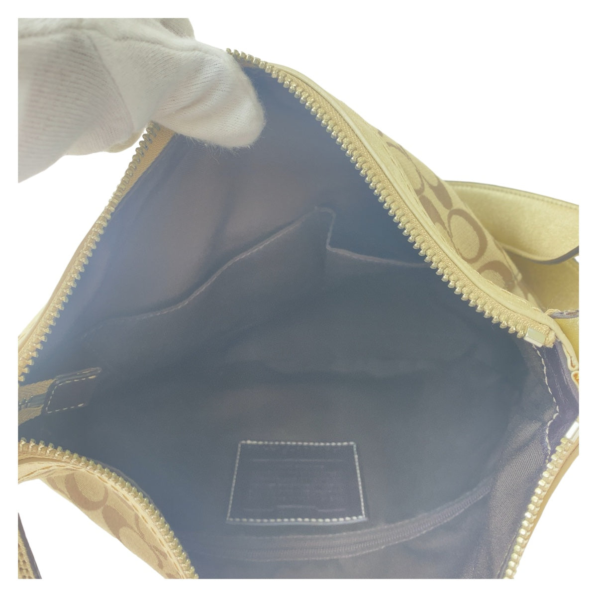 12083
 
COACH Signature Gold Beige Silver Hardware Canvas/Leather Shoulder Bag Pochette Women's