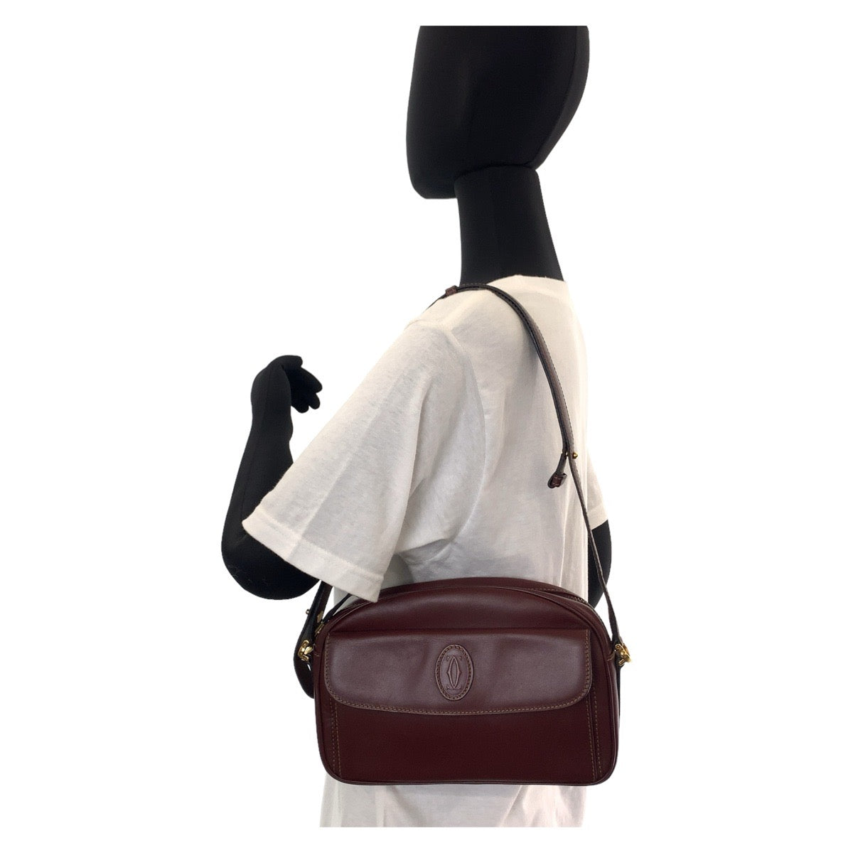 12082
CARTIER カルティエ マストライン ワインレッド ボルドー ゴールド金具 レザー 斜め掛け ショルダーバッグ  レディース