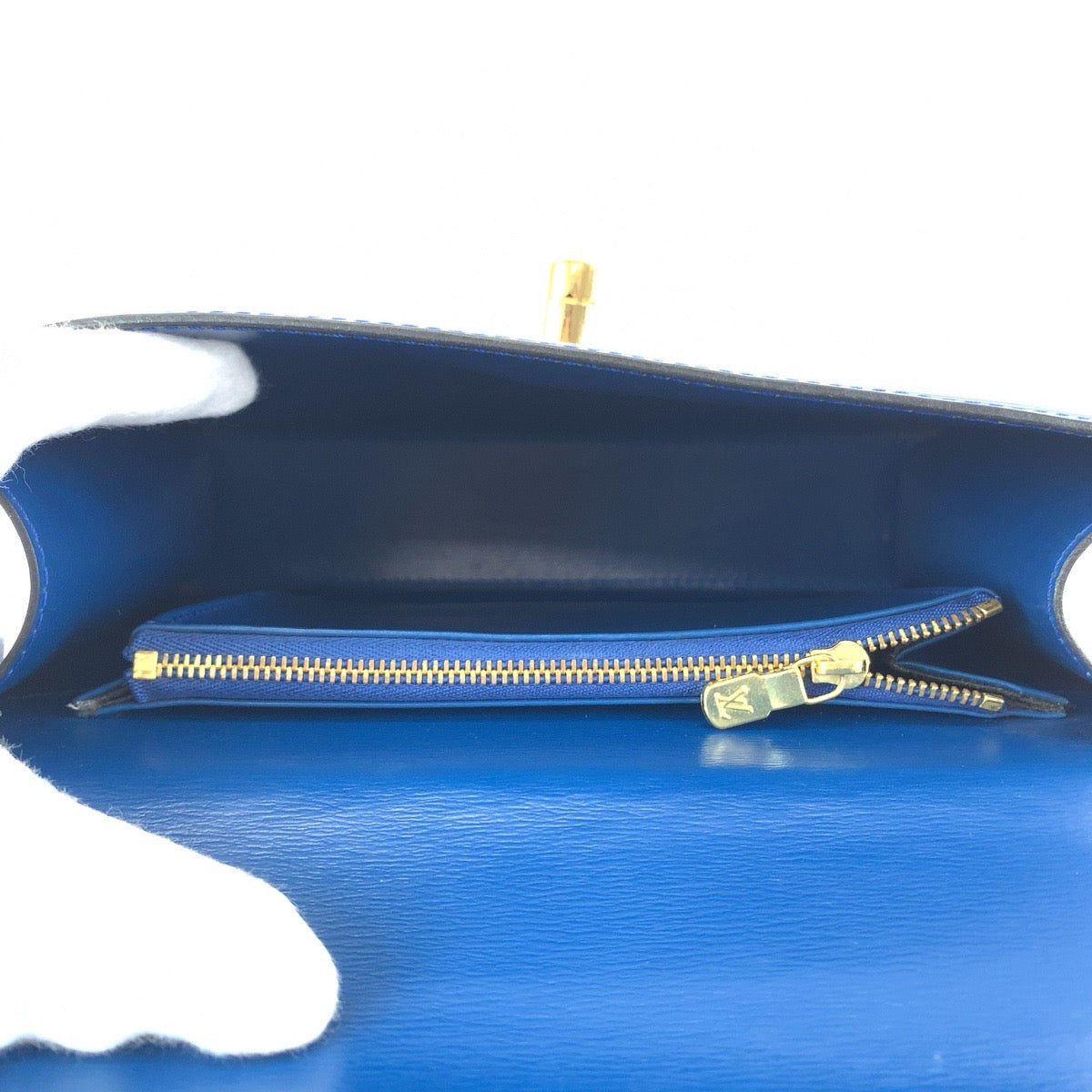 12075
LOUIS VUITTON ルイヴィトン ヴィンテージ エピ マルゼルブ トレドブルー ブルー ゴールド金具 エピレザー M52375 ハンドバッグ バニティバッグ  レディース
