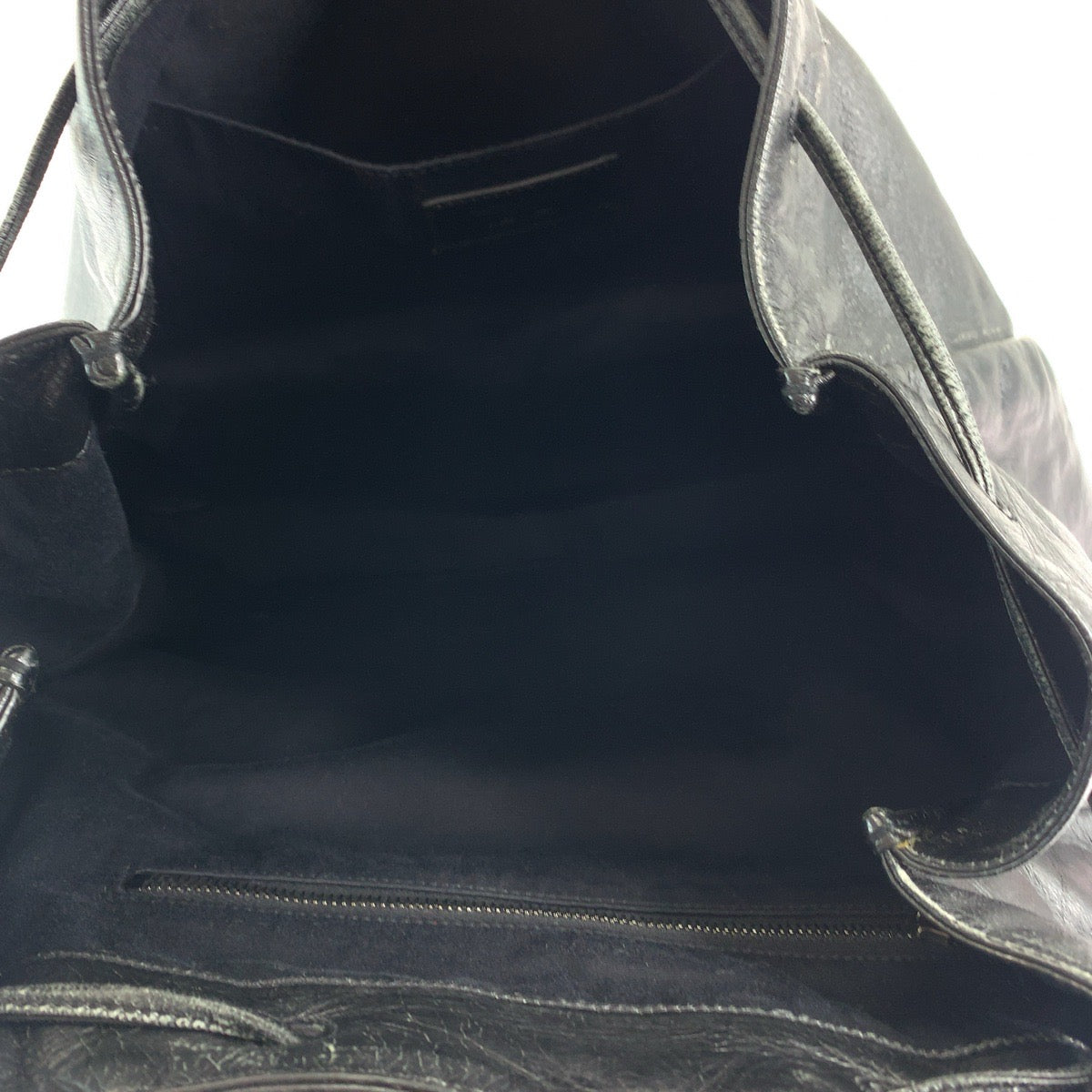 SAINT LAURENT PARIS サンローランパリ ブラック 黒 シルバー金具 レザー ヴィンテージ加工 バックパック リュック  メンズ