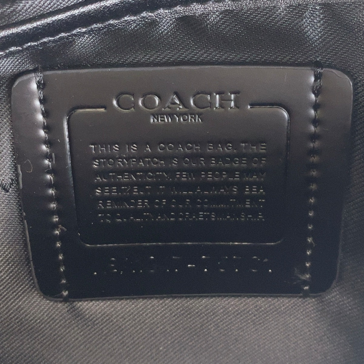 COACH コーチ シグネチャー GUANG YU ベージュ ブラック 黒 レザー ボディバッグ  メンズ