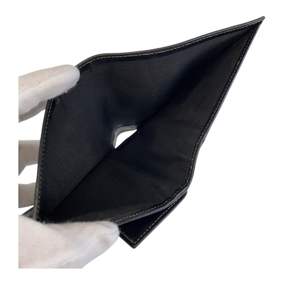 12825
FENDI フェンディ ペカン ブラウン ブラック ゴールド金具 レザー 折財布 コンパクトウォレット  メンズ