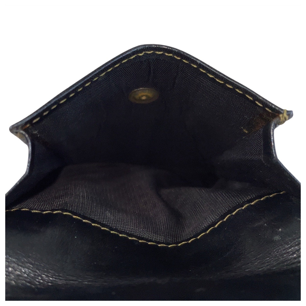 12825
FENDI フェンディ ペカン ブラウン ブラック ゴールド金具 レザー 折財布 コンパクトウォレット  メンズ