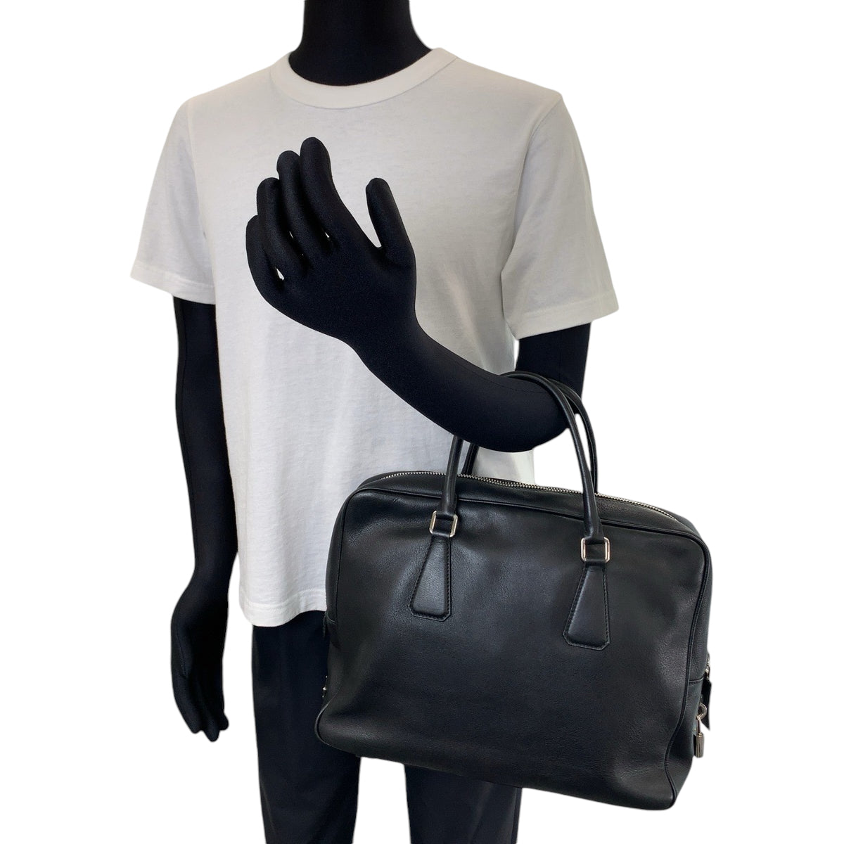 12027
PRADA プラダ 三角ロゴプレート ブラック 黒 シルバー金具 レザー VS0305 ビジネスケース ブリーフケース  メンズ