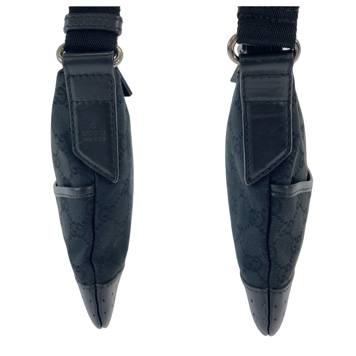 12349
GUCCI グッチ ブラック 黒 シルバー金具 GGキャンバス 147671 斜め掛け ショルダーバッグ メッセンジャーバッグ  レディース