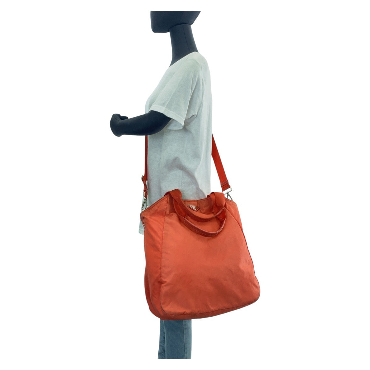 12022
PRADA プラダ テスート 三角ロゴプレート オレンジ シルバー金具 ナイロン トートバッグ ショルダーバッグ  レディース