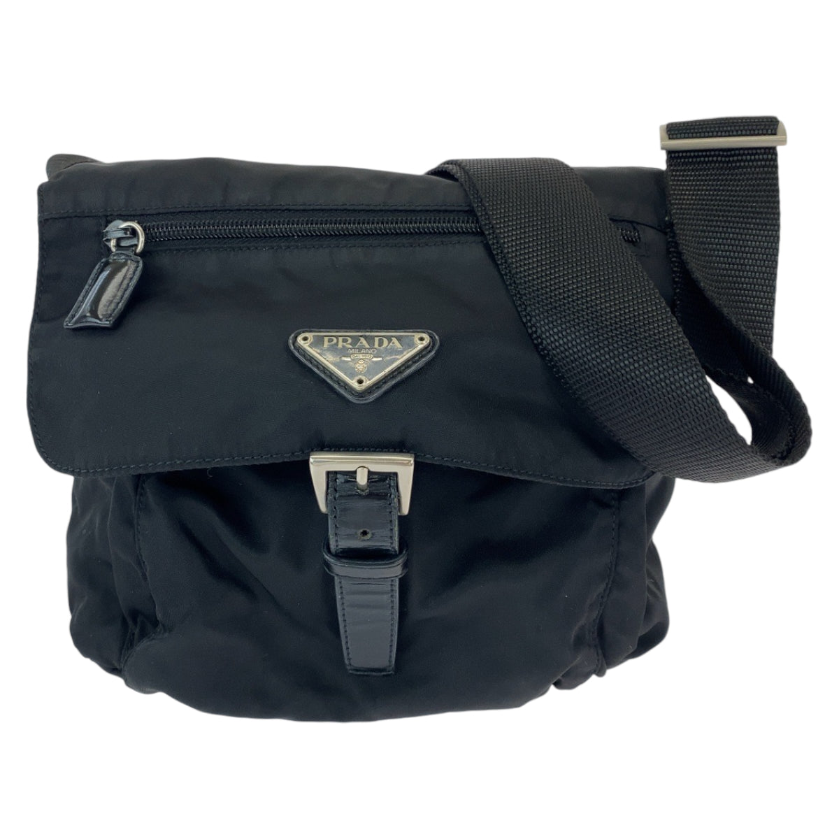 17988
PRADA プラダ テスート 三角ロゴプレート 男女兼用 ブラック 黒 シルバー金具 ナイロン BT8994 斜め掛け ショルダーバッグ ポシェット  メンズ ABP40